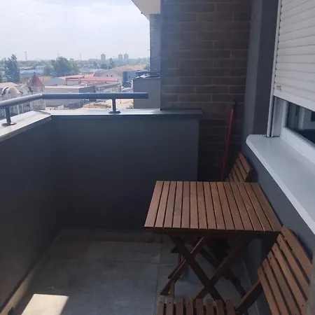 Premier In -free Garage-