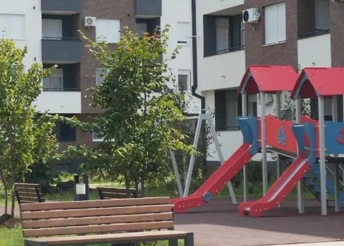 Premier In -free Garage-